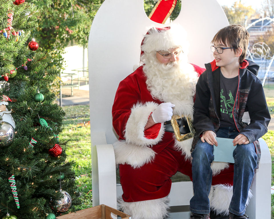 Winter Carnival _ Santa 11-24-19-8516.JPG